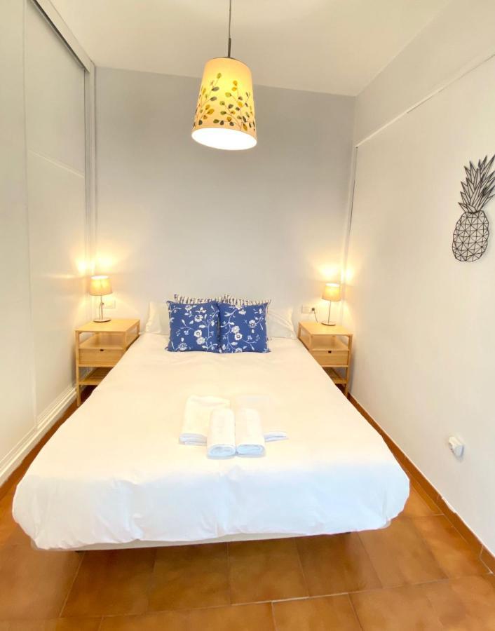 Comfortable Studio Old Town, Parking Optional Севиля Екстериор снимка