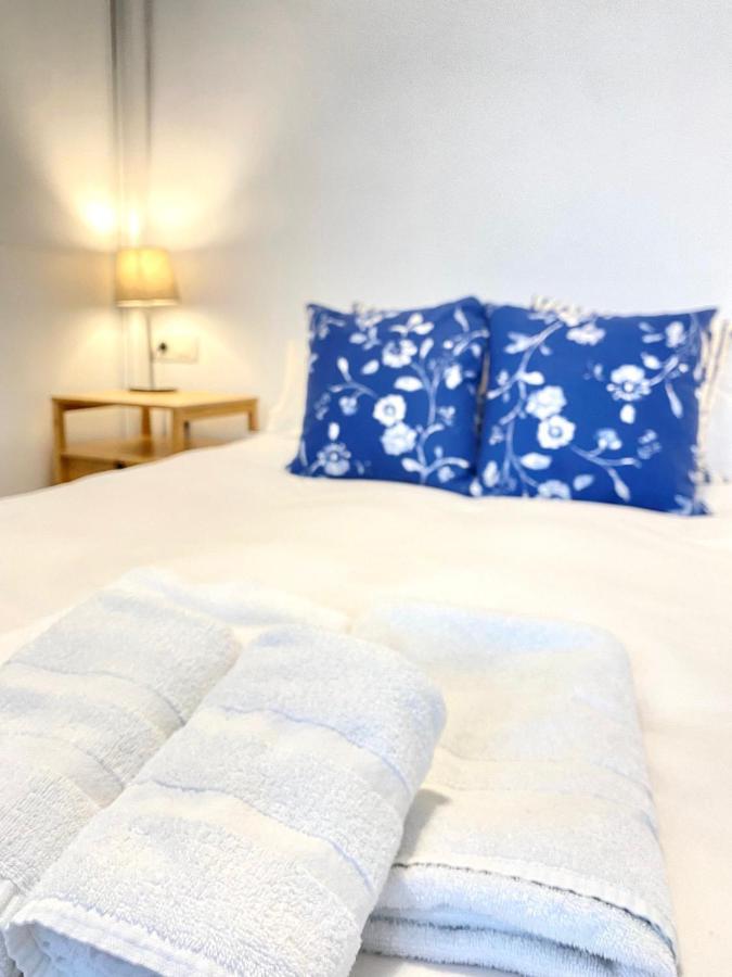 Comfortable Studio Old Town, Parking Optional Севиля Екстериор снимка
